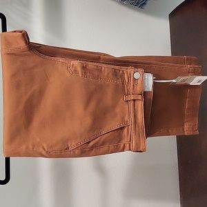 Straight leg crop, Cocoa brown pants